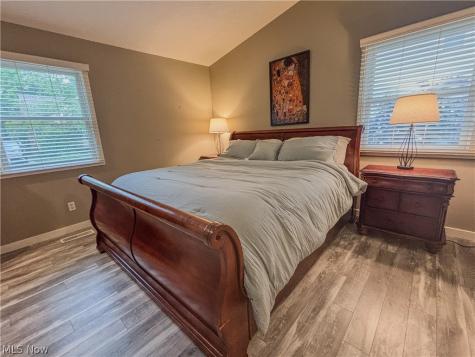 181 Sunset Road Avon Lake OH 44012