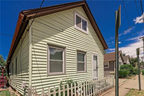 750 Brayton Avenue Cleveland OH 44113