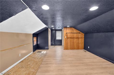 2850 Lincoln Way NW Massillon OH 44647