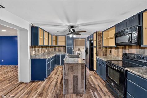 2850 Lincoln Way NW Massillon OH 44647