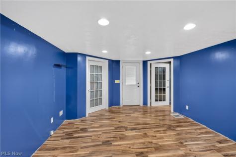2850 Lincoln Way NW Massillon OH 44647