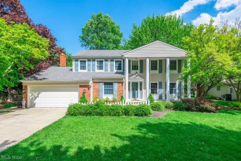 387 Hurst Drive Bay Village OH 44140