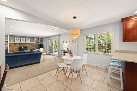 387 Hurst Drive Bay Village OH 44140