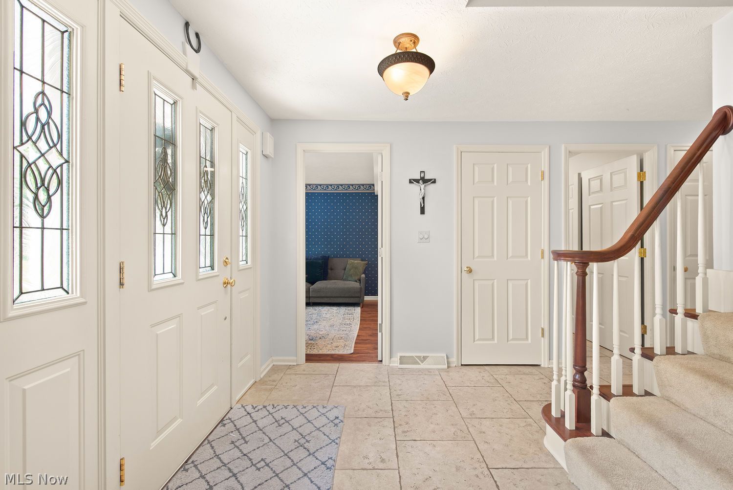 387 Hurst Drive Bay Village OH 44140