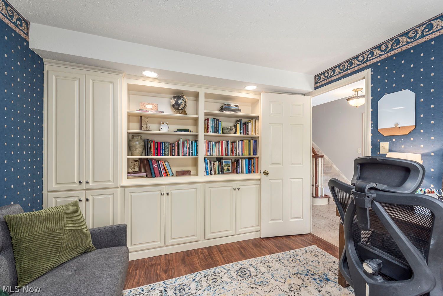 387 Hurst Drive Bay Village OH 44140