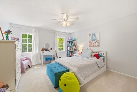 387 Hurst Drive Bay Village OH 44140
