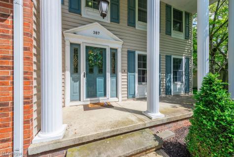 387 Hurst Drive Bay Village OH 44140