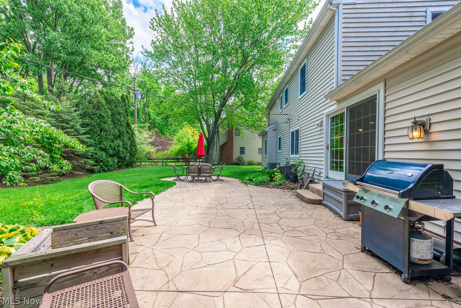387 Hurst Drive Bay Village OH 44140