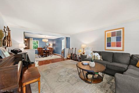 387 Hurst Drive Bay Village OH 44140