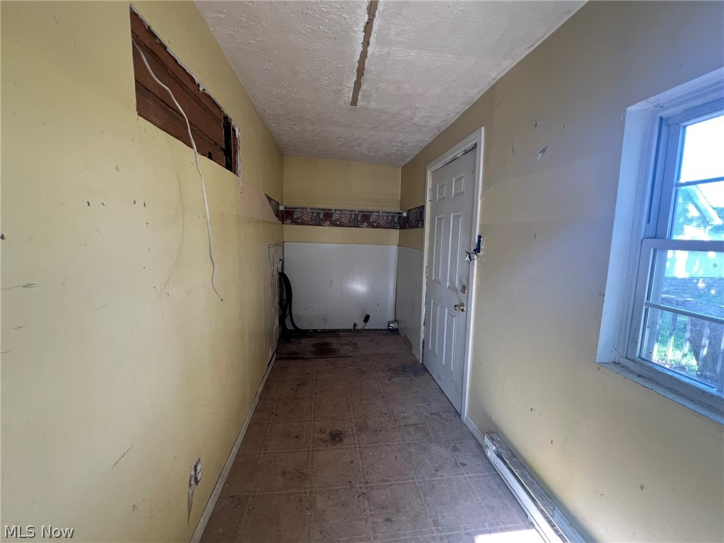 107 Elmwood Avenue Barberton OH 44203