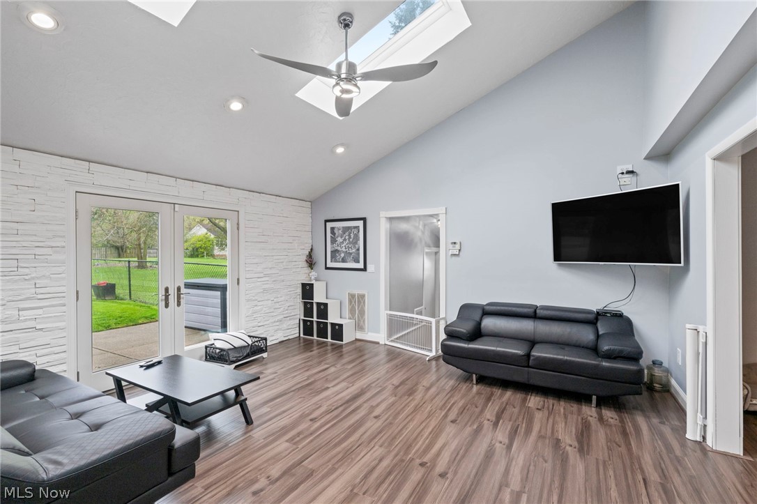 823 Belwood Drive Highland Heights OH 44143