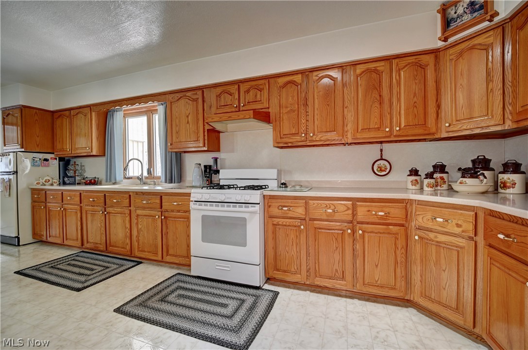 3620 Geauga Portage Easterly Road West Farmington OH 44491