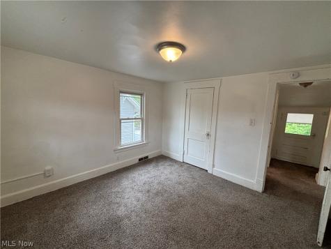 1713 Regal Avenue NE Canton OH 44705