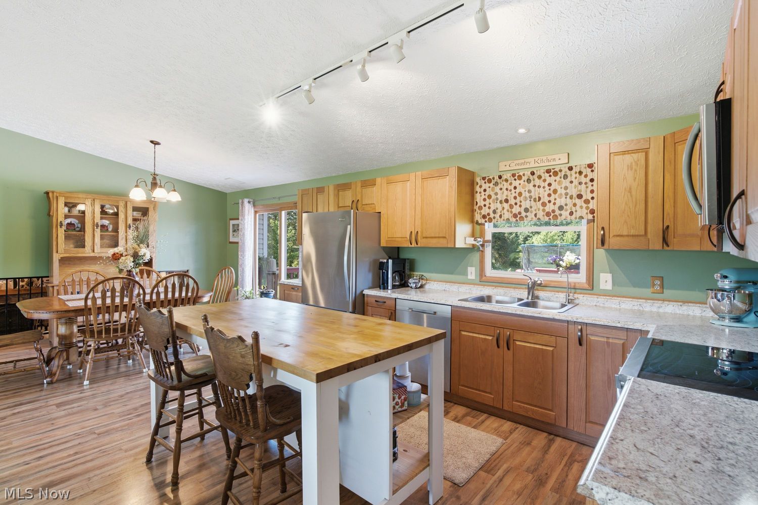 5243 Laubert Road Atwater OH 44201