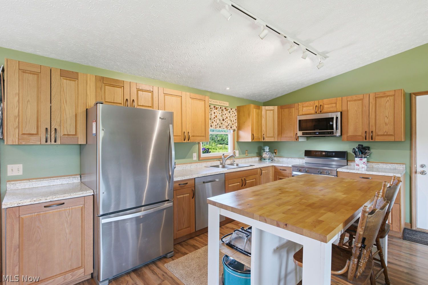 5243 Laubert Road Atwater OH 44201