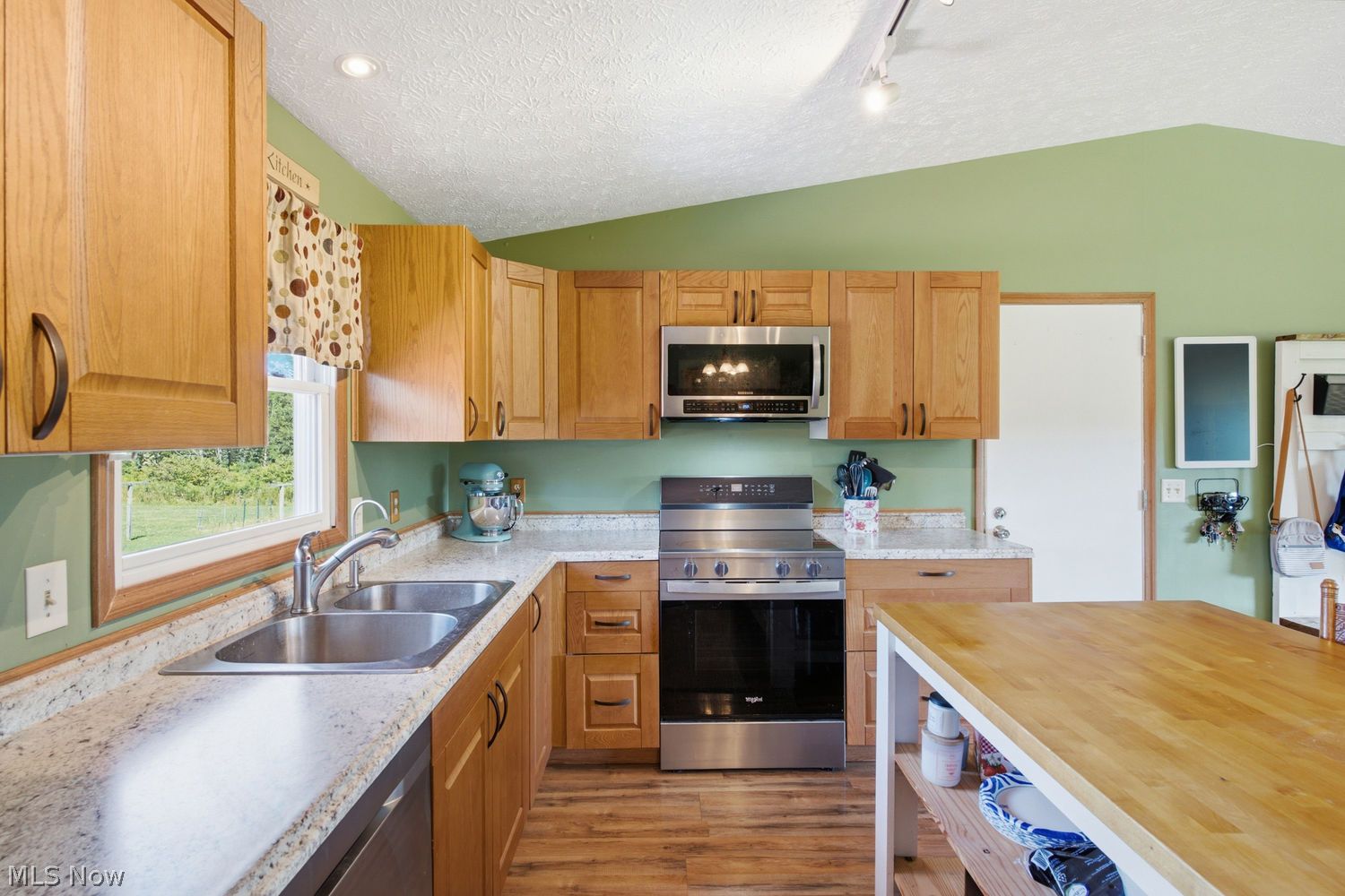 5243 Laubert Road Atwater OH 44201
