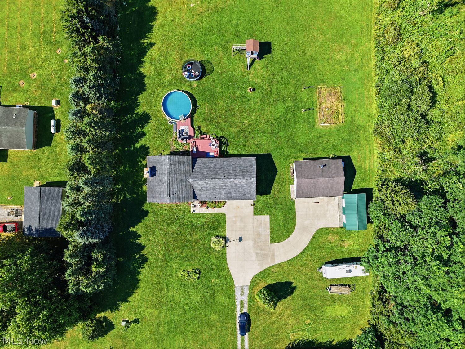 5243 Laubert Road Atwater OH 44201
