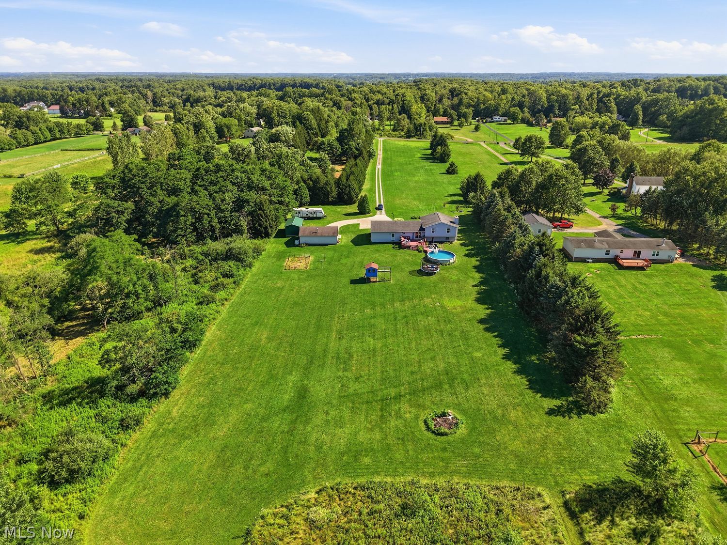 5243 Laubert Road Atwater OH 44201