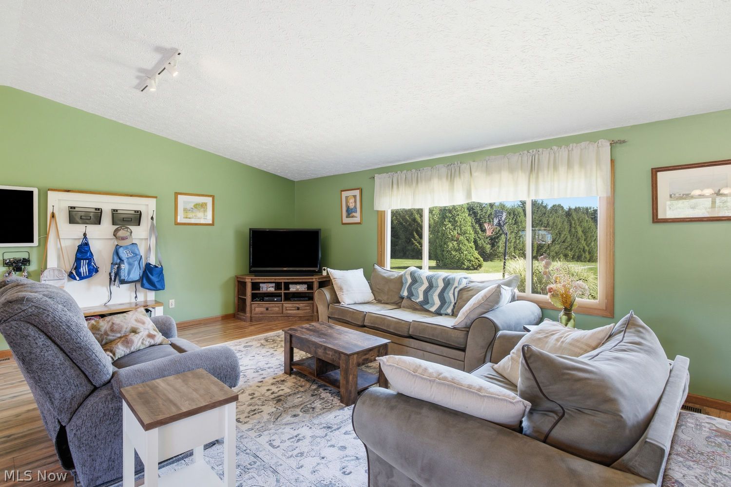 5243 Laubert Road Atwater OH 44201