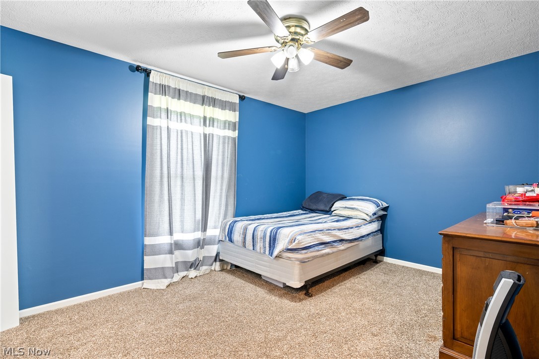 408 Center Road New Franklin OH 44319