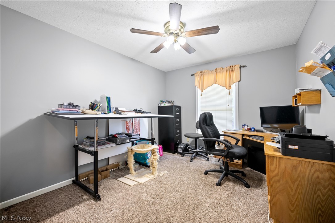 408 Center Road New Franklin OH 44319