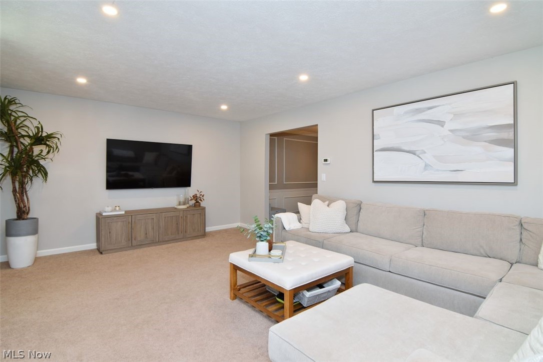 1138 Hillrock Drive South Euclid OH 44124