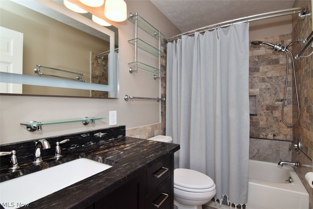 1138 Hillrock Drive South Euclid OH 44124