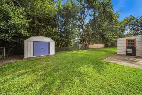 33450 Willowick Drive Eastlake OH 44095