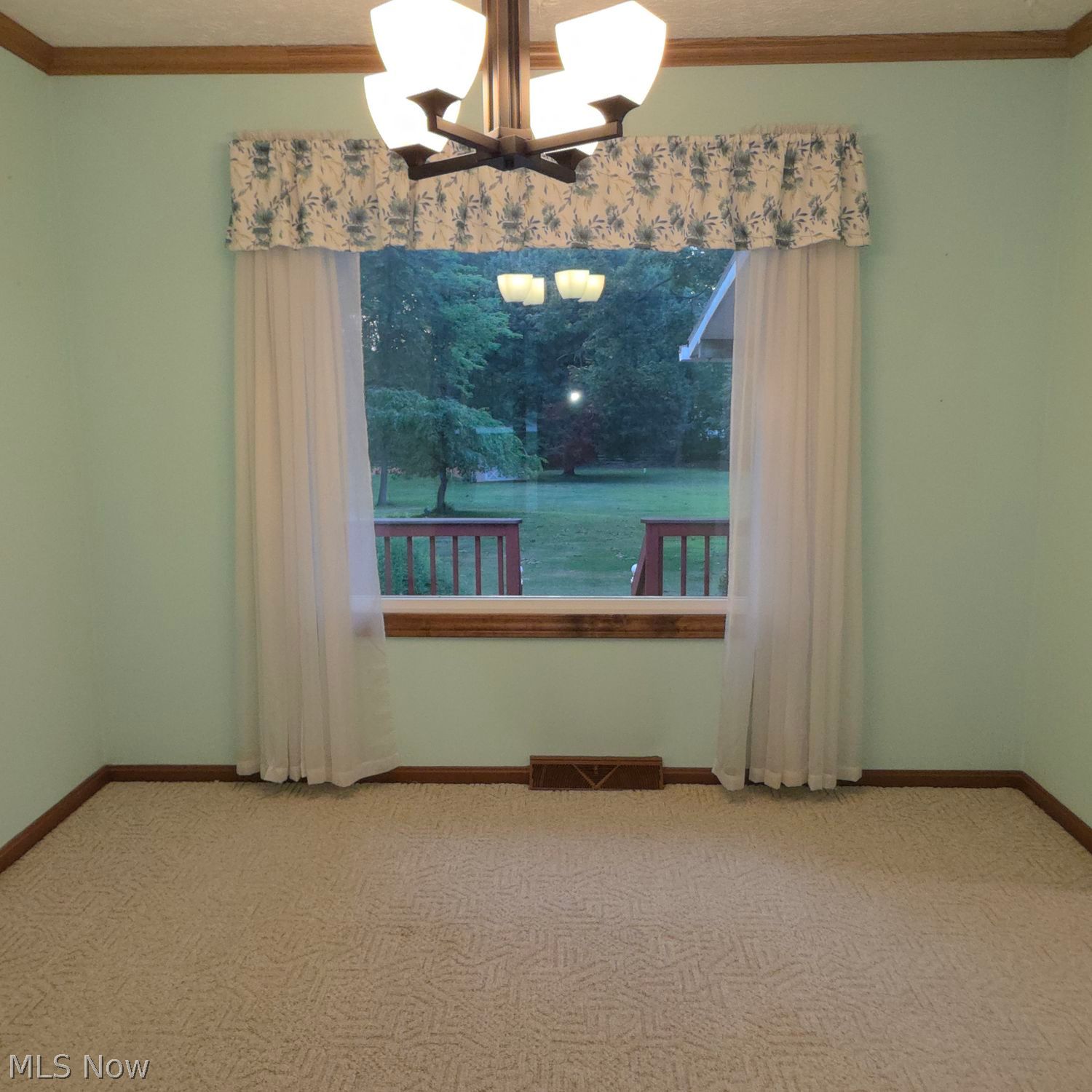 915 Skyland Drive Macedonia OH 44056