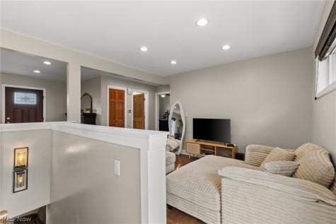 2610 Cherry Avenue Steubenville OH 43952