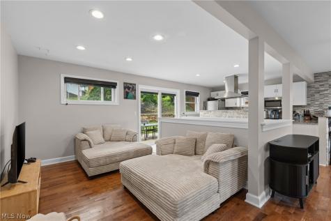 2610 Cherry Avenue Steubenville OH 43952