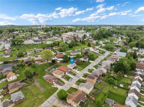 2610 Cherry Avenue Steubenville OH 43952
