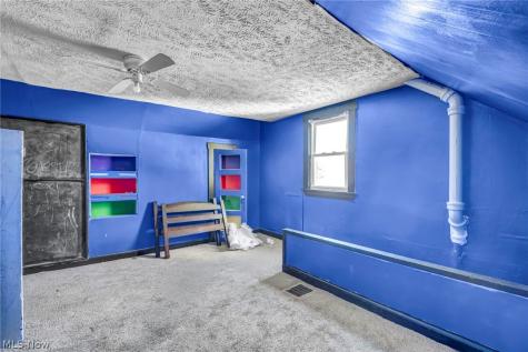 13709 Durkee Avenue Cleveland OH 44105