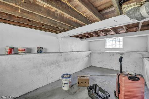 13709 Durkee Avenue Cleveland OH 44105