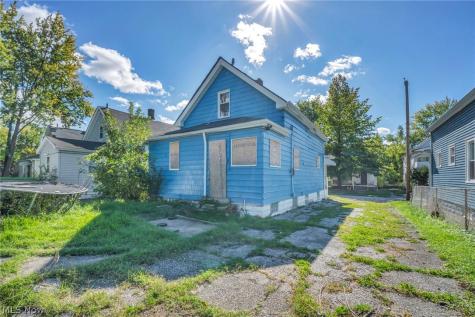 13709 Durkee Avenue Cleveland OH 44105