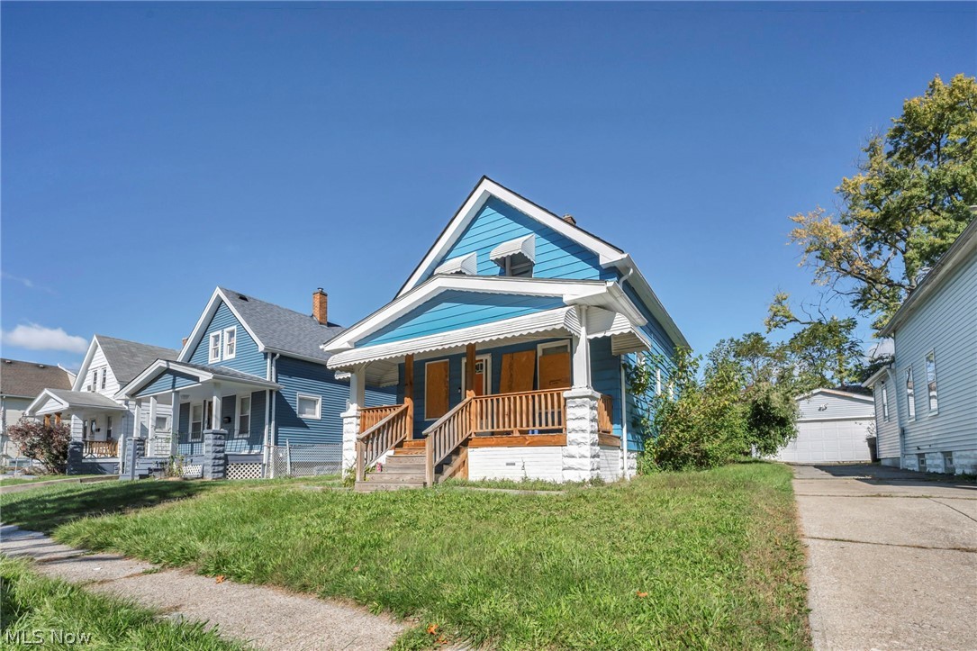 13709 Durkee Avenue Cleveland OH 44105