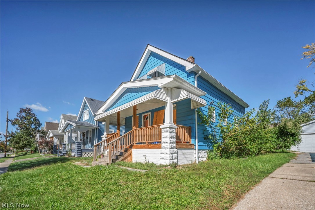 13709 Durkee Avenue Cleveland OH 44105