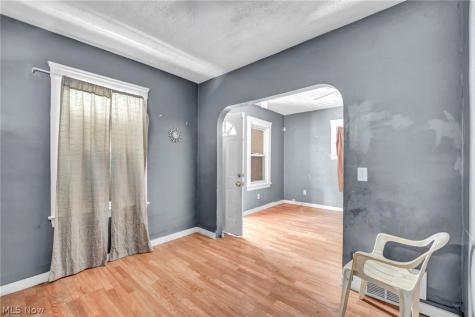 13709 Durkee Avenue Cleveland OH 44105