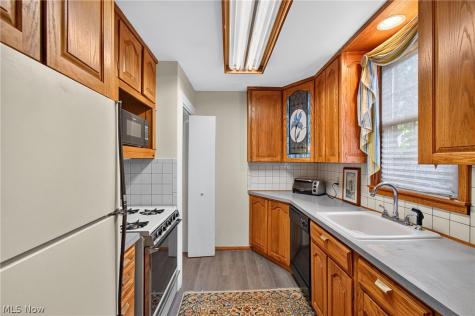 2014 32nd Street NW Canton OH 44709
