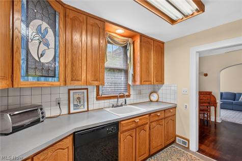 2014 32nd Street NW Canton OH 44709