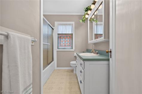 2014 32nd Street NW Canton OH 44709