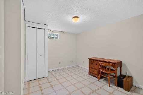 2014 32nd Street NW Canton OH 44709