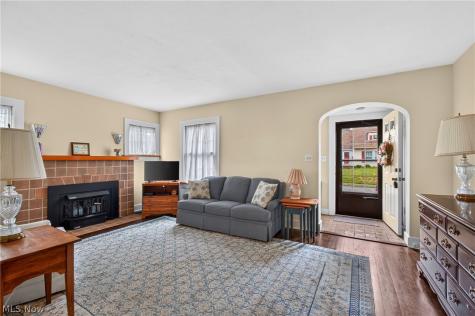 2014 32nd Street NW Canton OH 44709