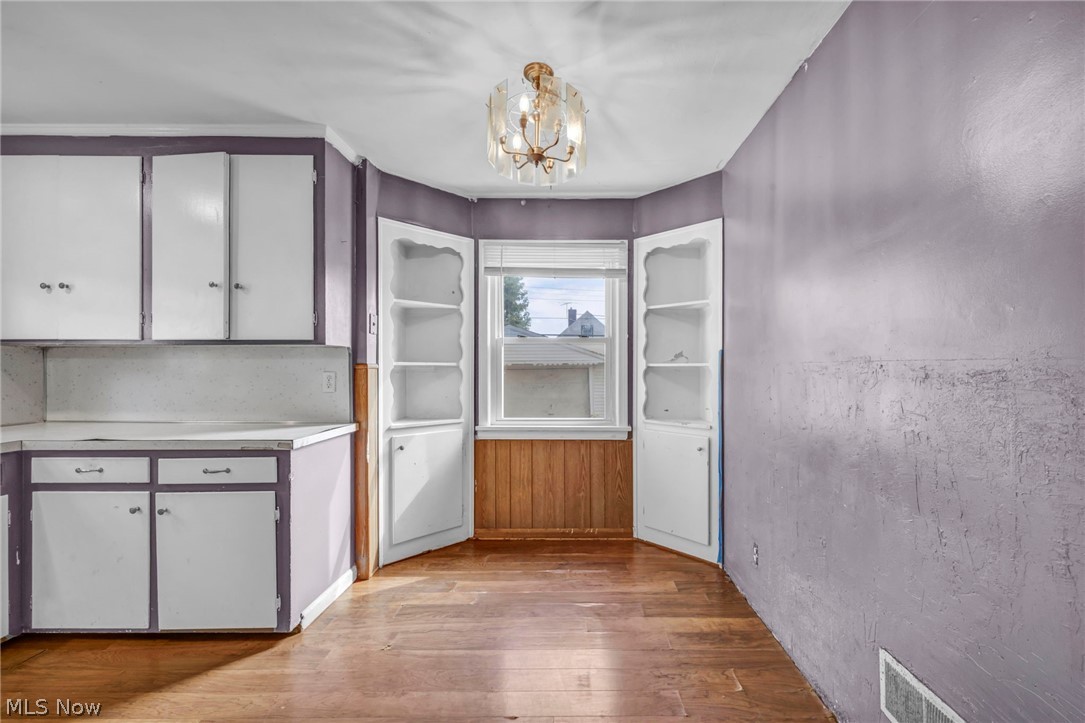 13305 Highlandview Avenue Cleveland OH 44135