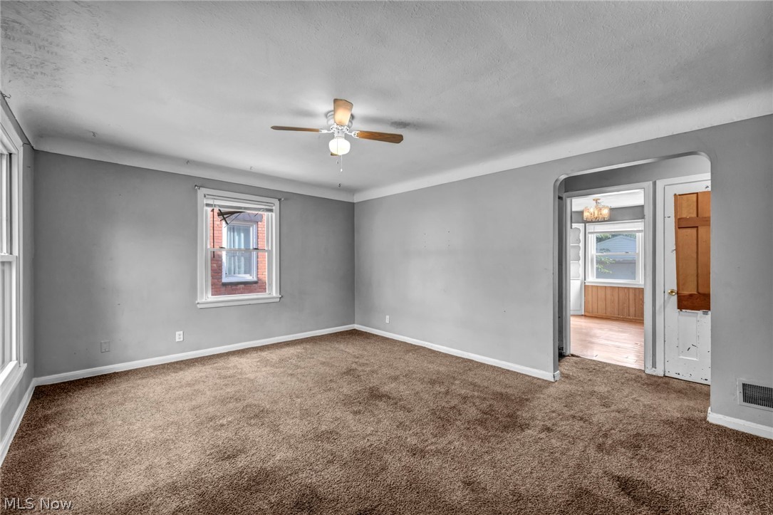 13305 Highlandview Avenue Cleveland OH 44135