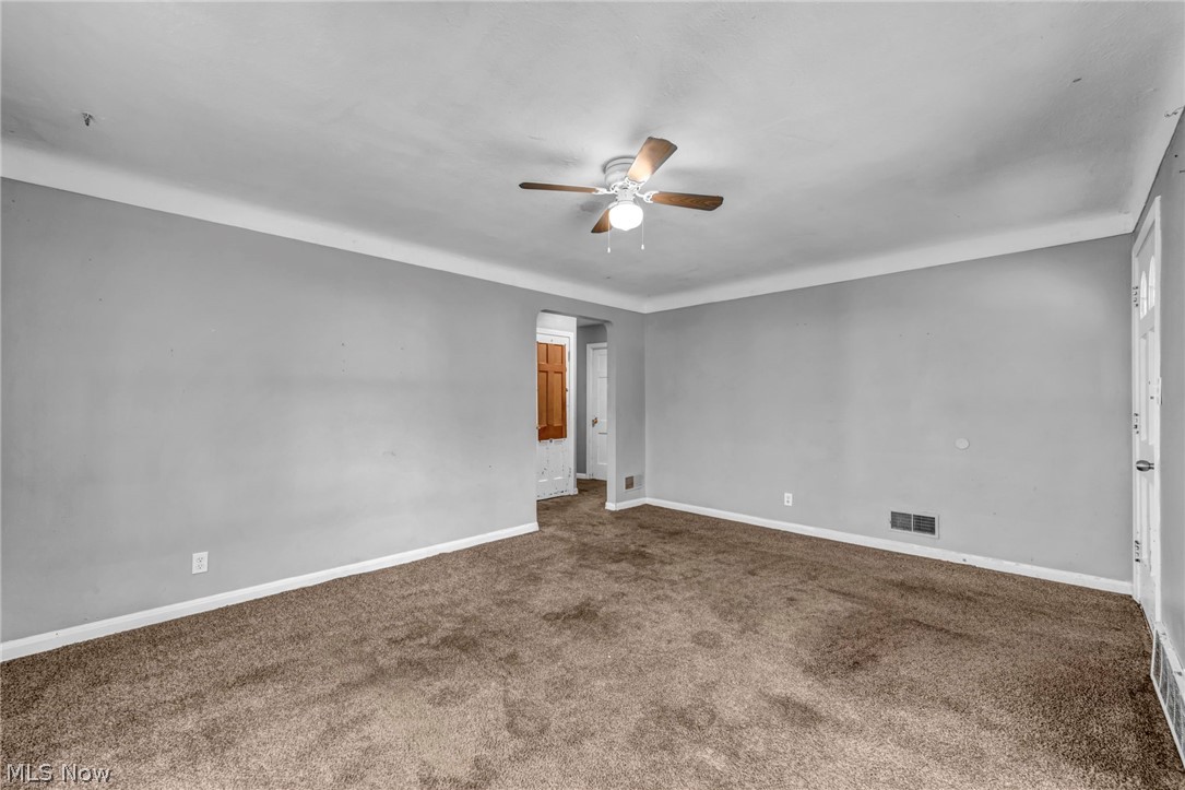 13305 Highlandview Avenue Cleveland OH 44135