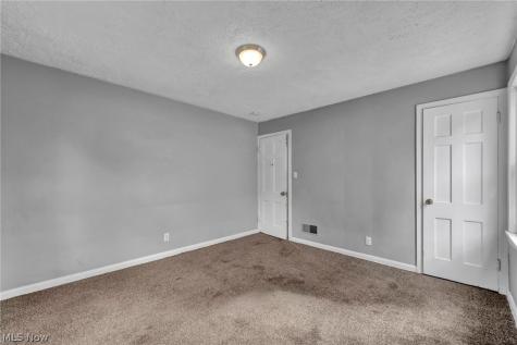 13305 Highlandview Avenue Cleveland OH 44135