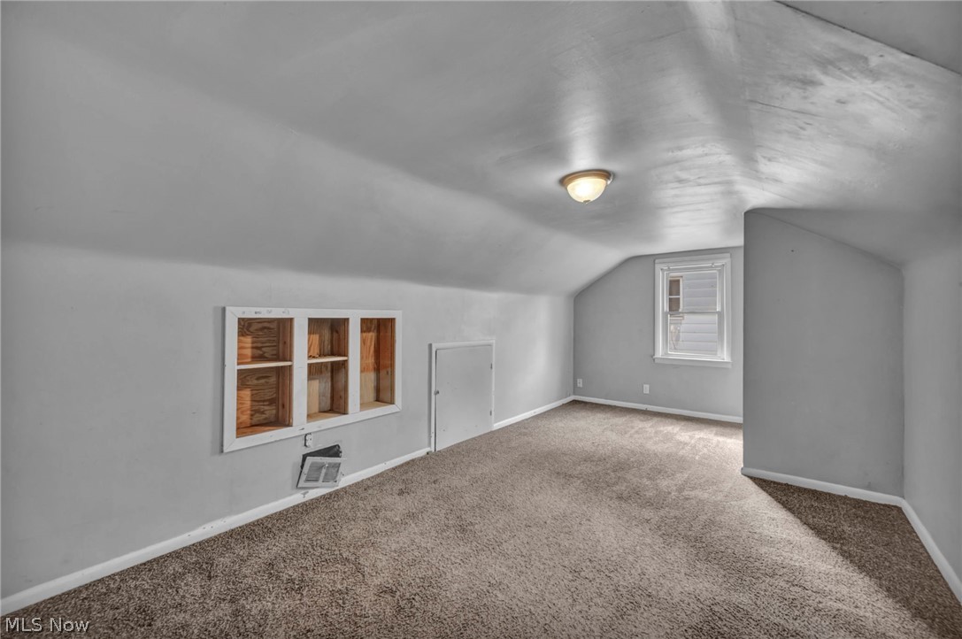 13305 Highlandview Avenue Cleveland OH 44135