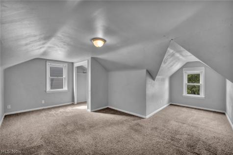 13305 Highlandview Avenue Cleveland OH 44135