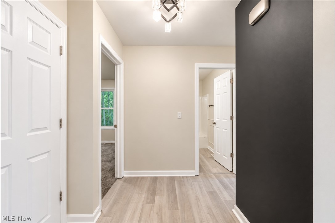 1393 Cross Cove Austintown OH 44515
